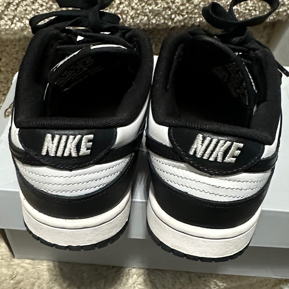 Nike Monochrome Athletic Shoes - Picture 5 of 6